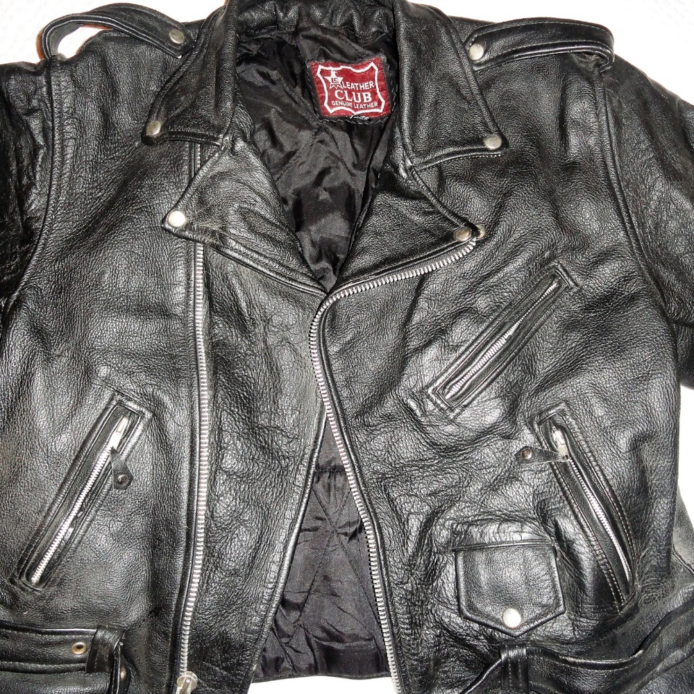 SOLD!! Vintage 1980s Distressed Biker Leather Jack - Picture 4 of 8